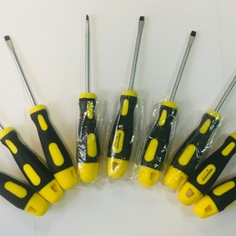 Отвертка 1шт